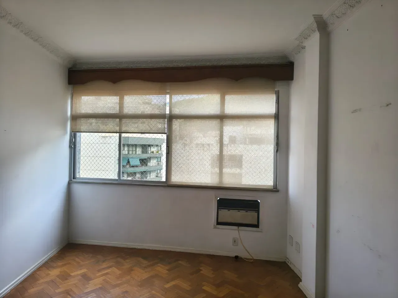 Apartment, 100 m², with wood or laminate floors — photo 3