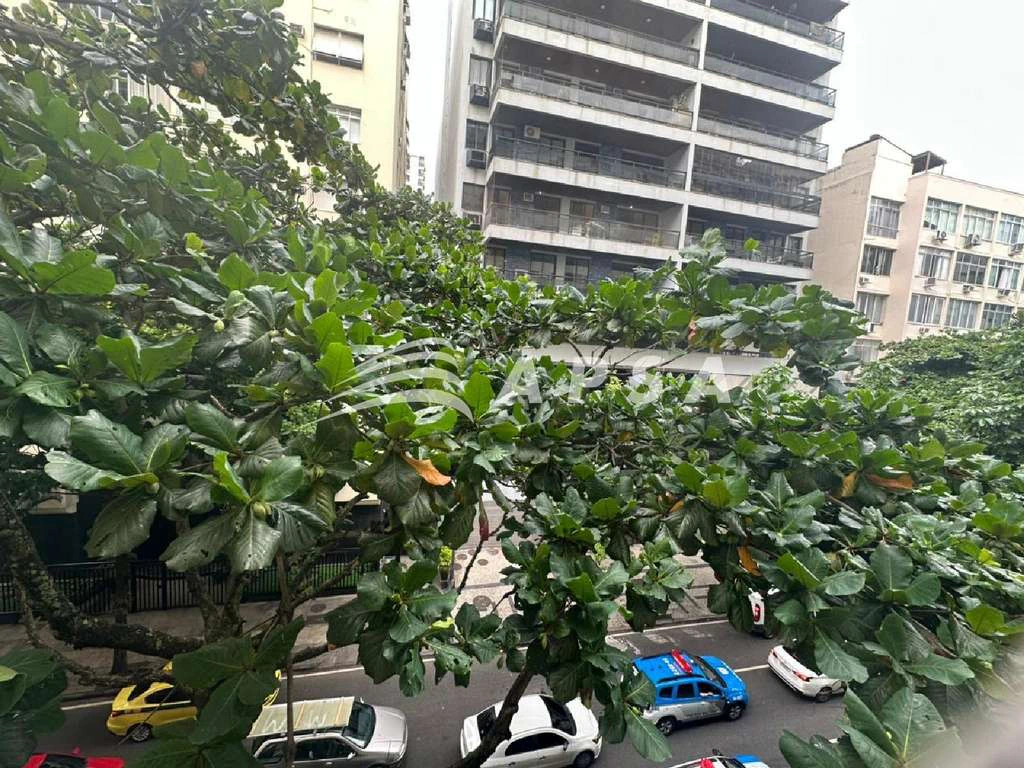 Furnished 200 m² apartment with 3 bedrooms — photo 30