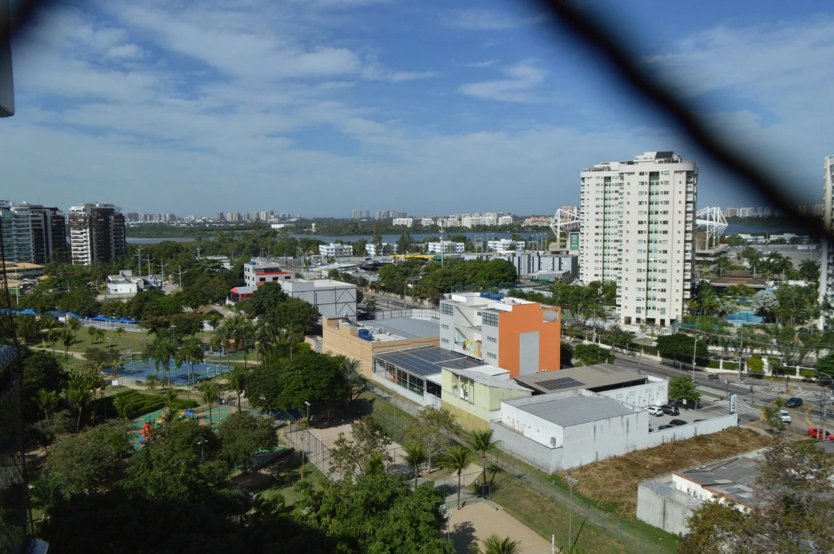 Квартира з 3 спальнями та пральною машиною — photo 31