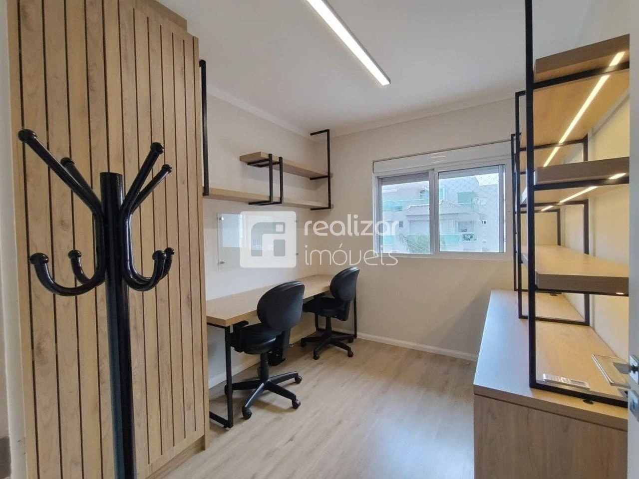 3-bedroom apartment with balcony and private barbecue — photo 8