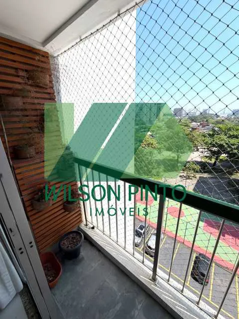 3-bedroom apartment with a park view in Rio de Janeiro — photo 10
