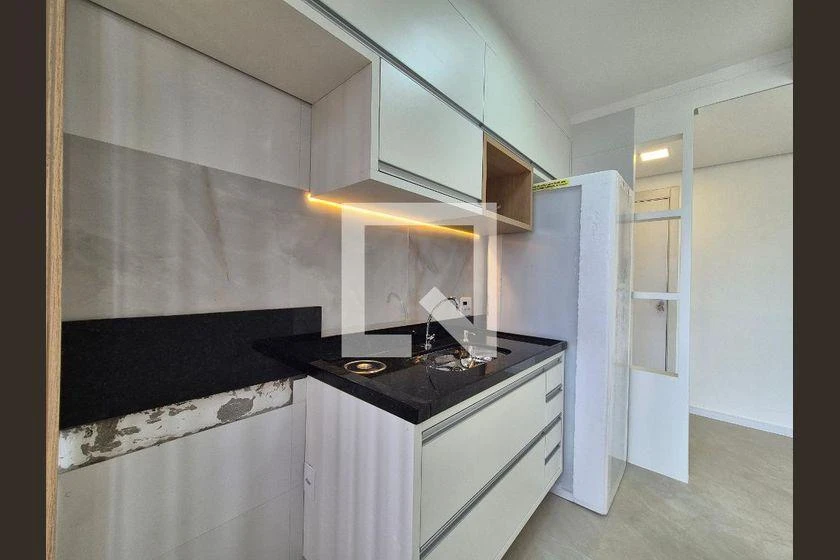 Apartamento de 2 quartos em condomínio com academia — photo 4