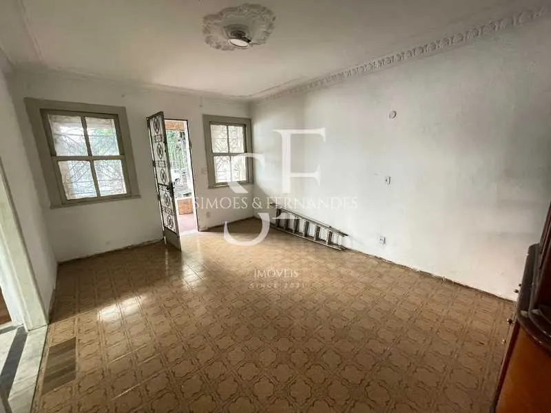 Casa com 4 quartos, 3 banheiros e 4 vagas — photo 3