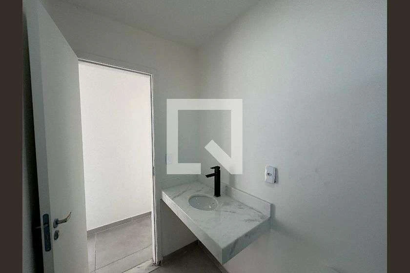 104 m² apartment with 2 bedrooms and open-plan kitchen — photo 14