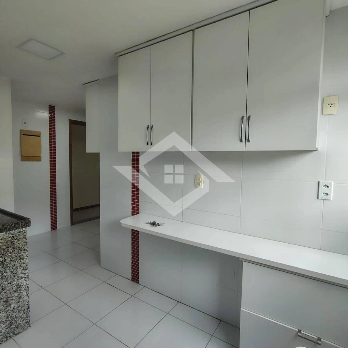 Apartamento de 3 quartos, sendo 1 suíte, 83 m² — photo 2