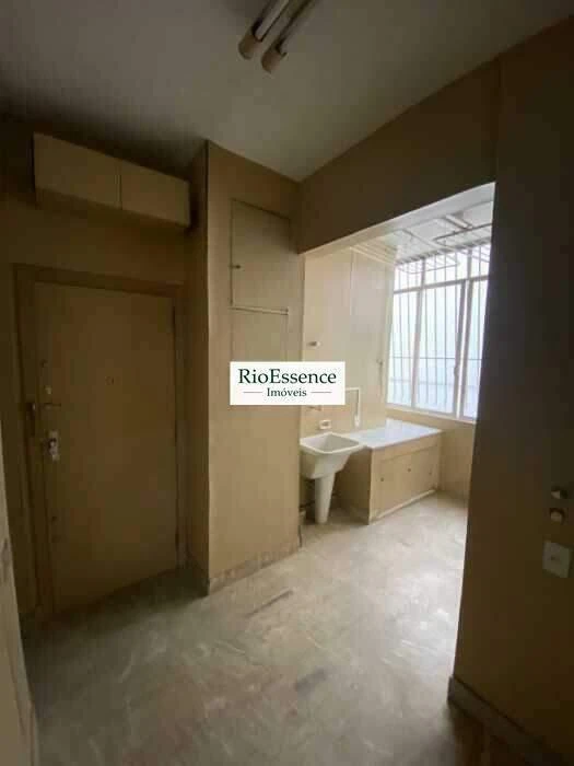 3-bedroom apartment with 1 en-suite bath, 198 m² on 4th floor — photo 3