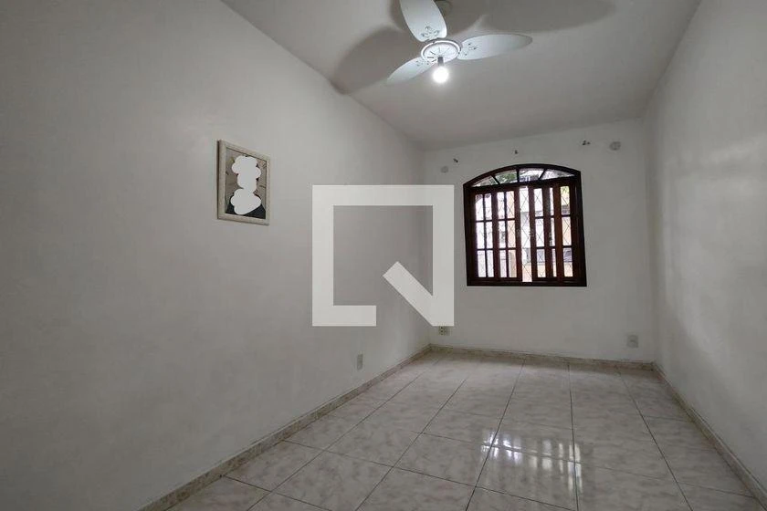 House with 6 bedrooms and shared pool — photo 35