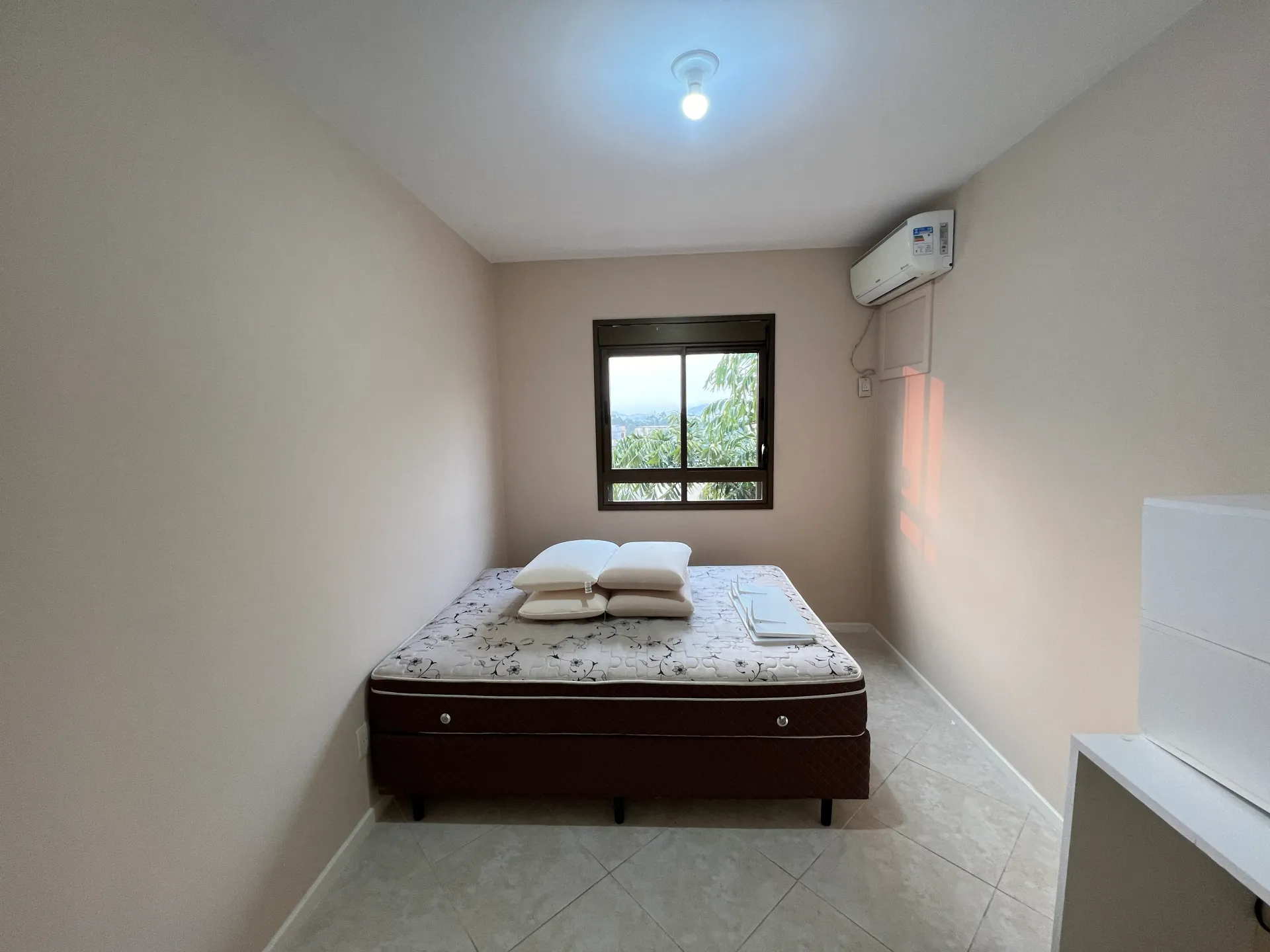2-bedroom apartment with a grill on the balcony — photo 6