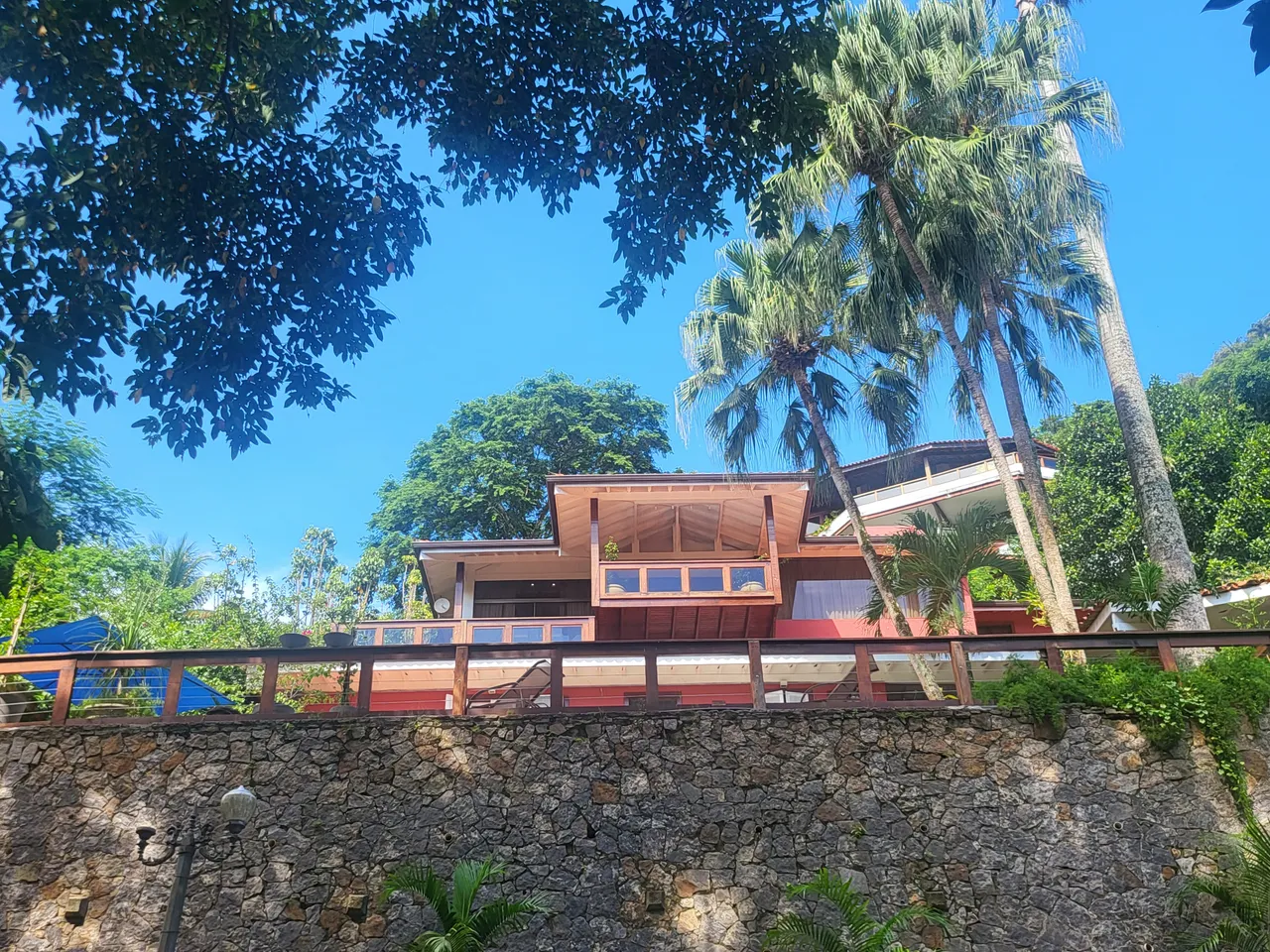 Casa mobiliada com 5 quartos e 5 suítes e varanda — photo 10