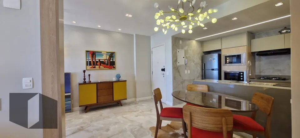 Apartamento mobiliado com 2 quartos e 3 banheiros — photo 2