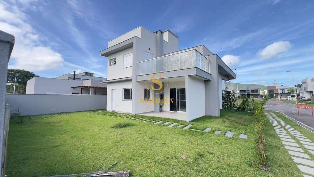 Casa moderna sem mobília com 3 suítes e 4 banheiros — photo 3