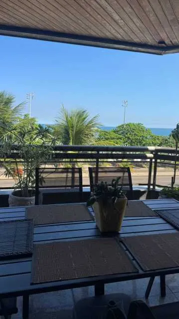 Apartamento mobiliado com 4 quartos e 2 banheiros — photo 15