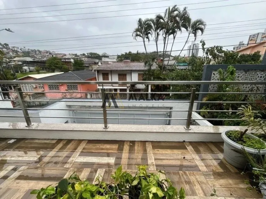Casa en alquiler con 3 dormitorios y 4 baños — photo 7