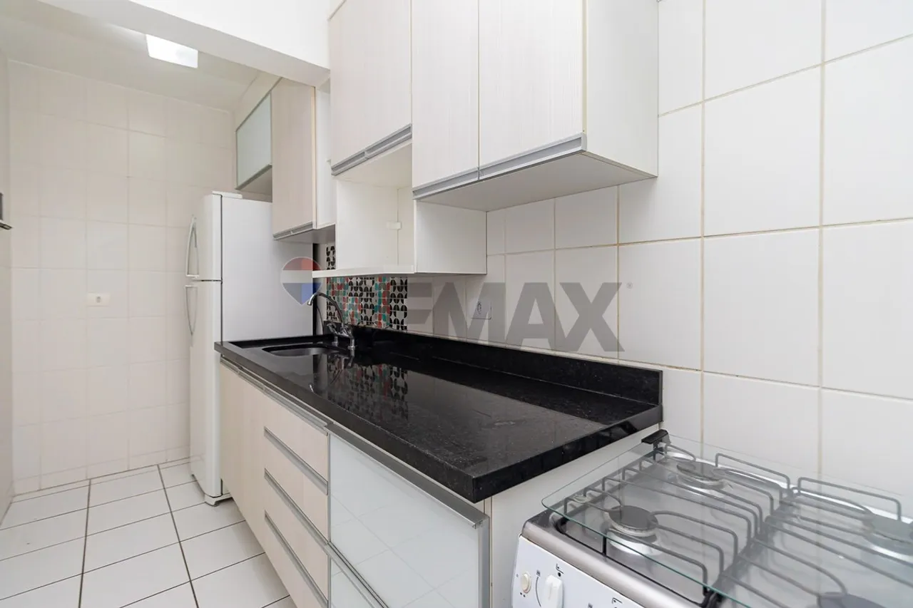 Furnished apartment, 63 m², with wood or laminate floors — photo 2