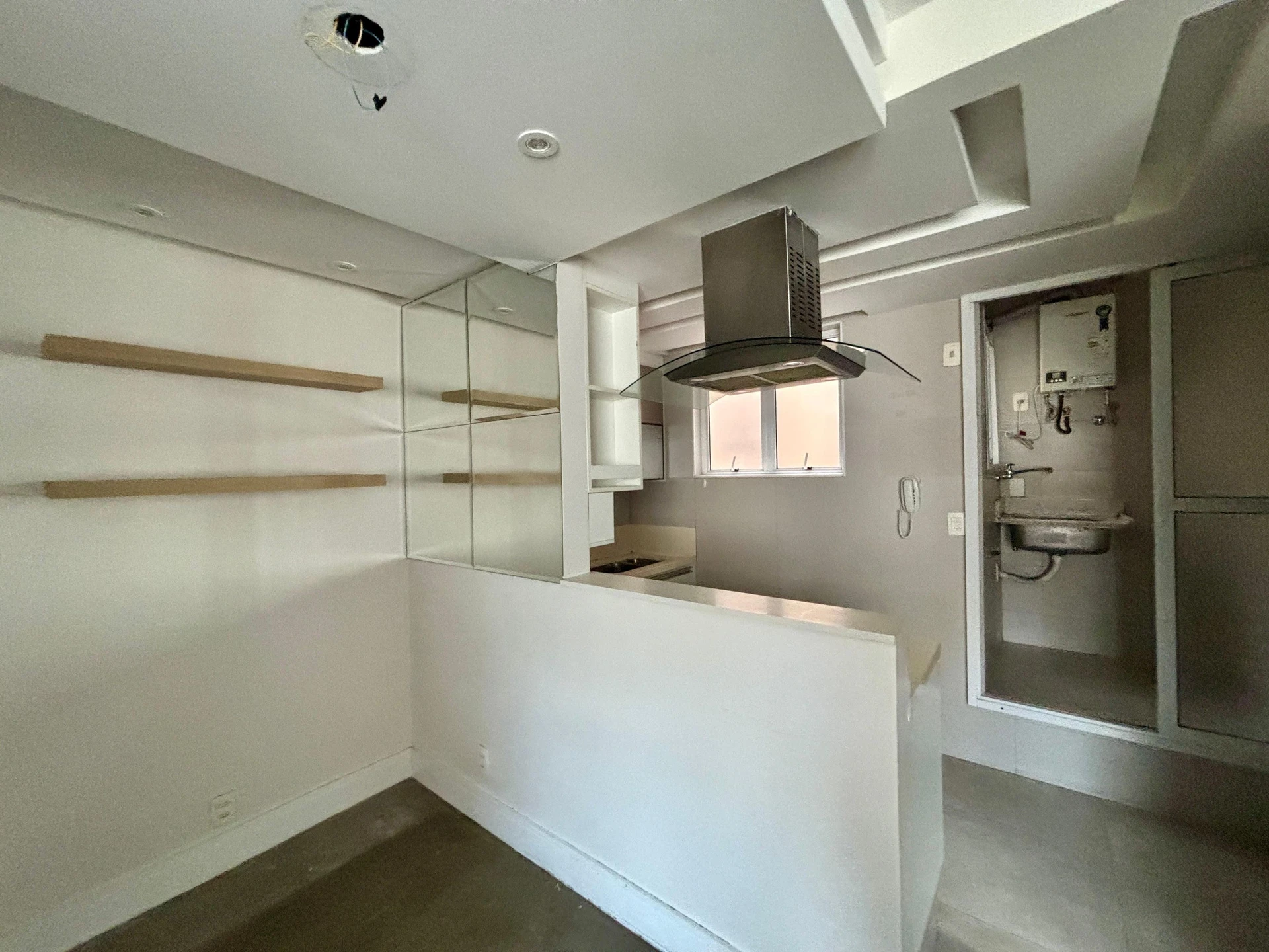 3-bedroom apartment with open-plan gas kitchen — photo 22