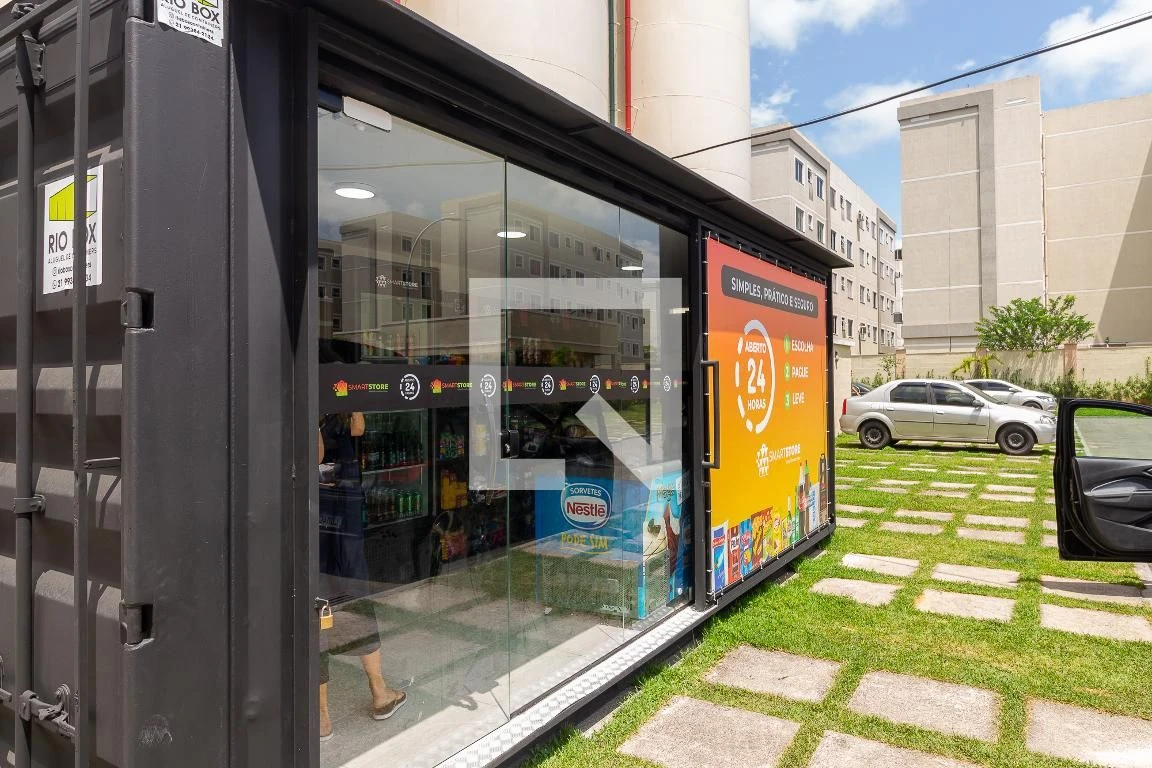 Apartamento de 2 quartos em condomínio com piscina — photo 18