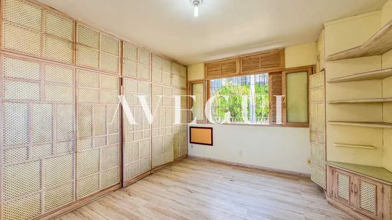 Casa sin amueblar con 4 dormitorios y 556 m² — photo 27