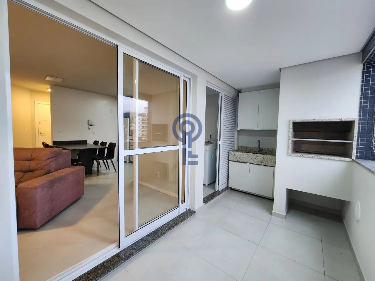 Apartamento mobiliado de 2 quartos com máquina de lavar — photo 33