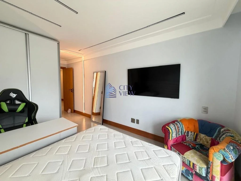 Furnished house with 5 bedrooms and open-plan kitchen — photo 21