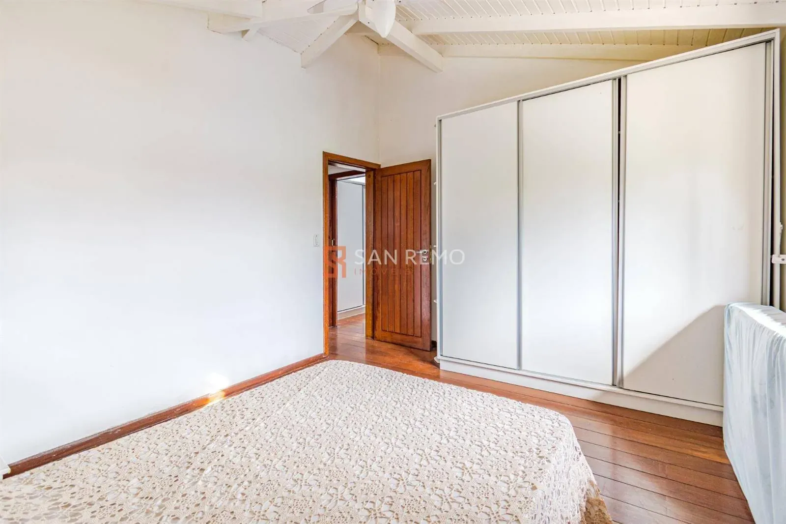 Casa mobiliada com 4 suítes e varanda privativa — photo 11