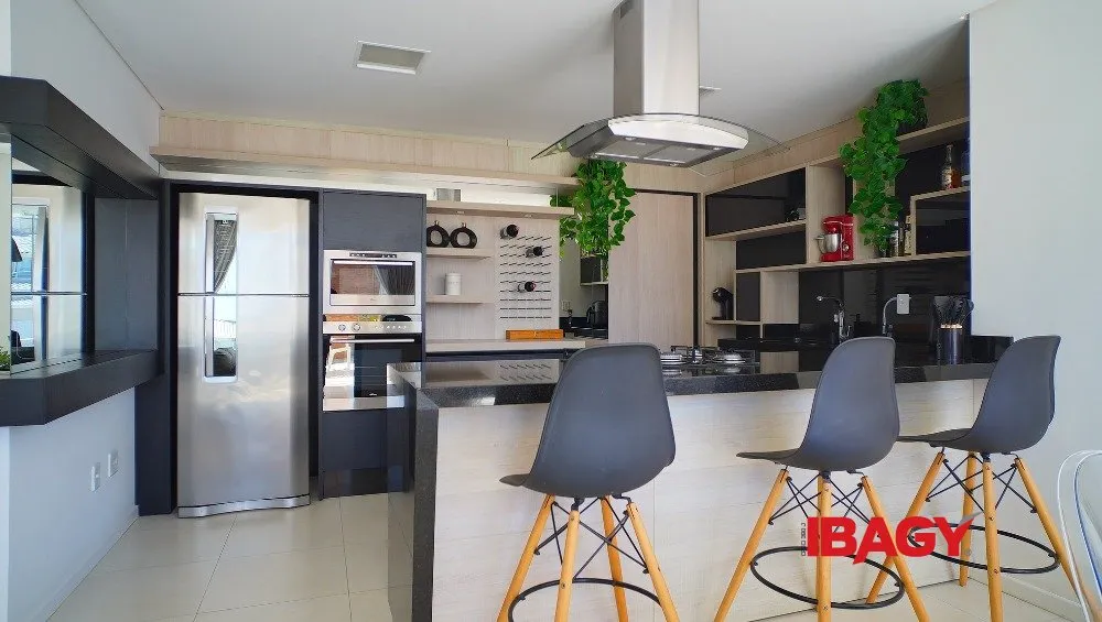 Penthouse amueblado con 3 dormitorios y 360 m² — photo 2