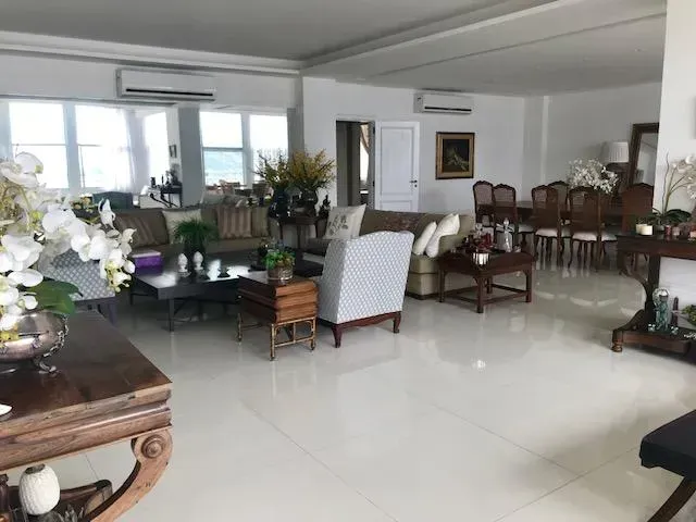 Unfurnished apartment with 3 bedrooms and 5 bathrooms — photo 17