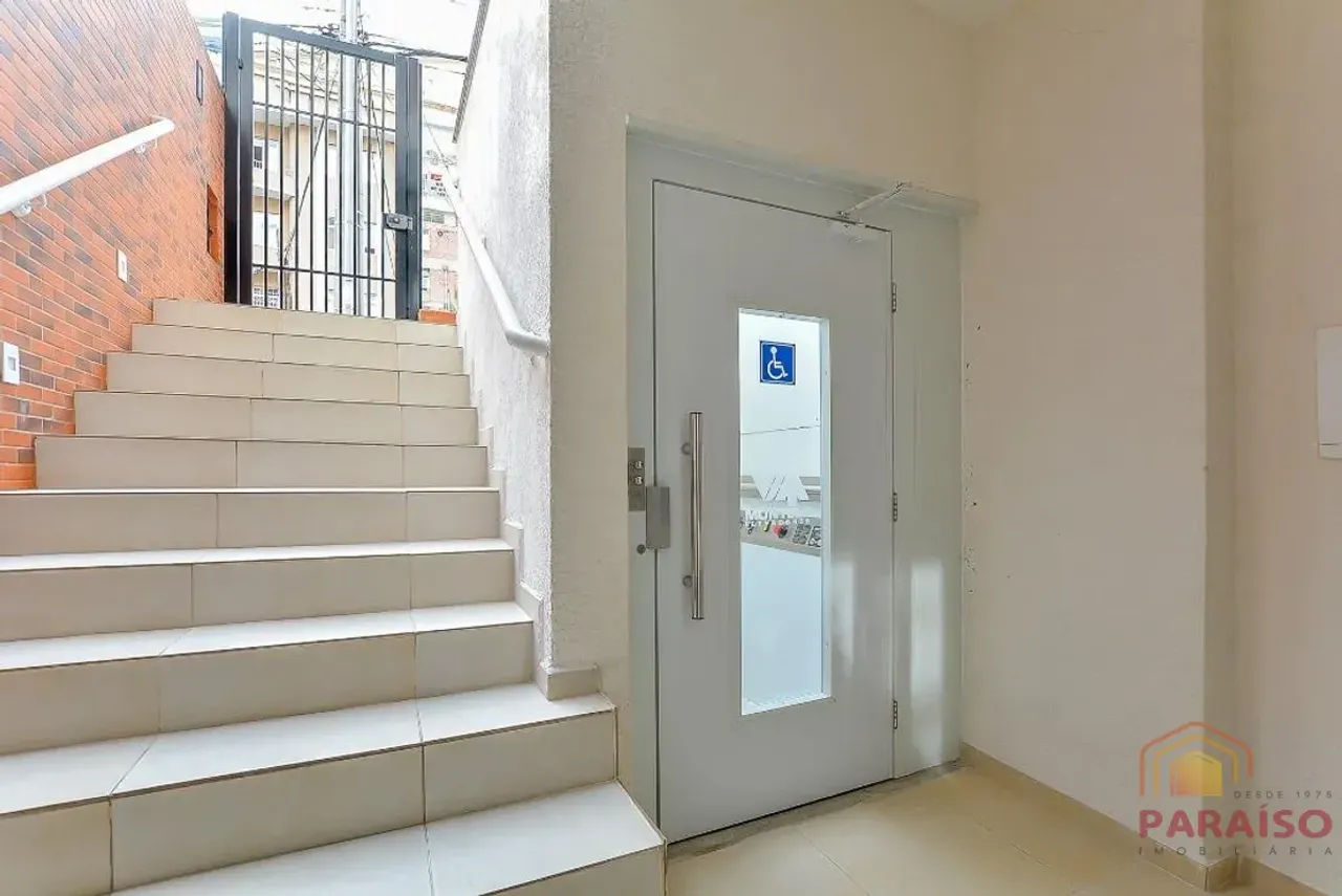 29 m² studio with an open-plan kitchen on the 3rd floor — photo 6