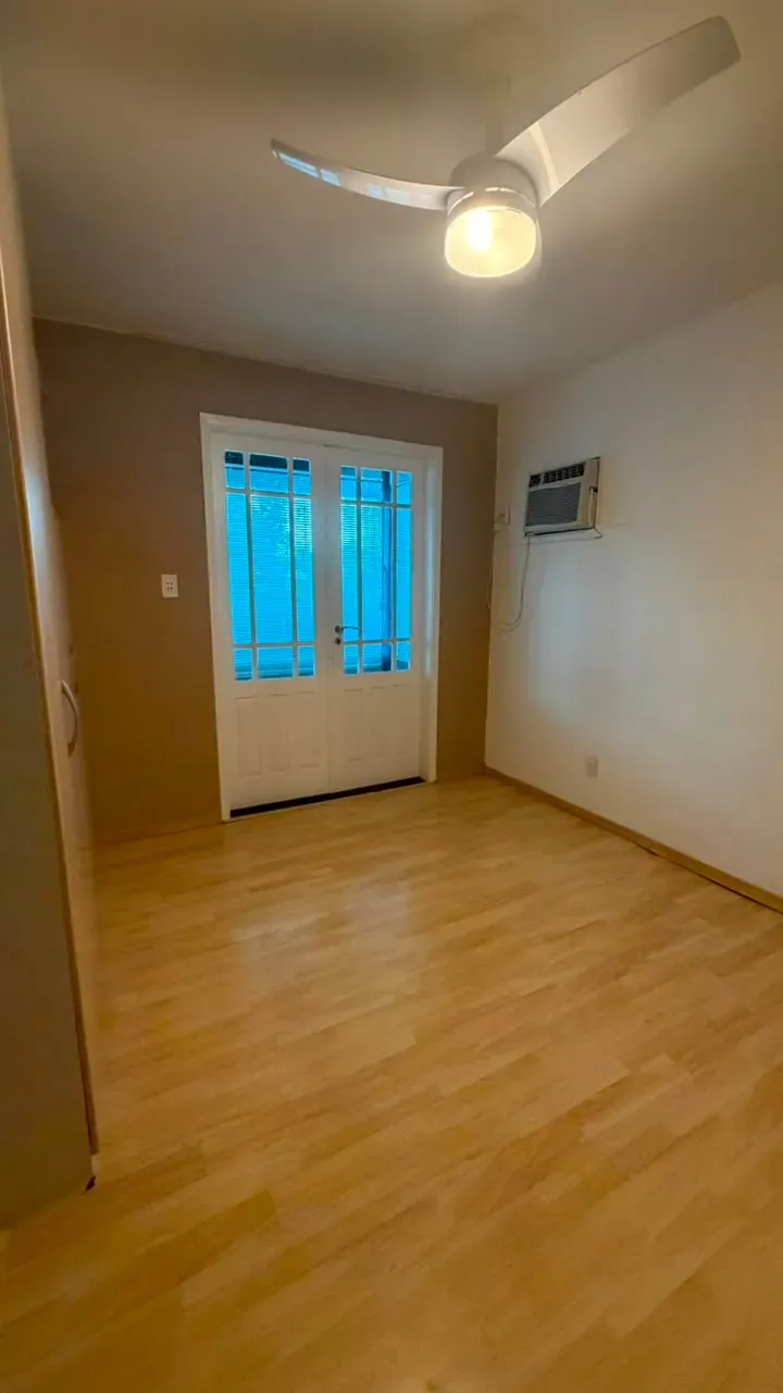 Rental house with 4 bedrooms and 3 bathrooms — photo 7