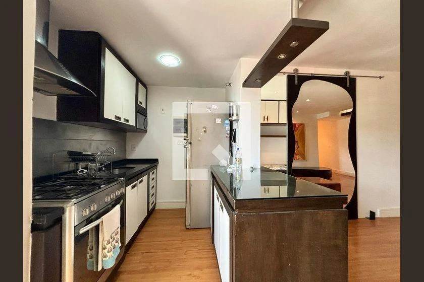 180 m² furnished apartment with open-plan kitchen — photo 47