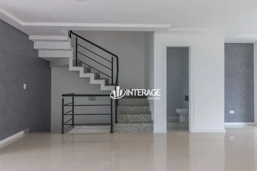 House with 5 bedrooms and 6 bathrooms, 145 m² — photo 5