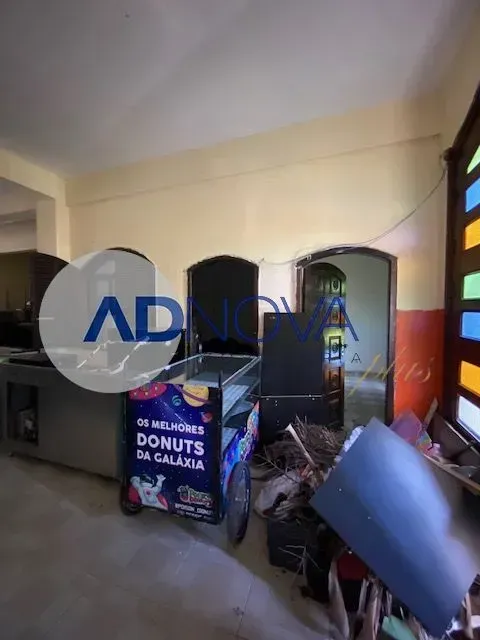 House with 5 bedrooms, 3 bathrooms and separate kitchen — photo 5