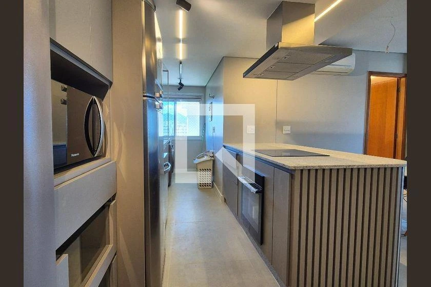 Furnished 3-bedroom apartment with balcony and views — photo 7
