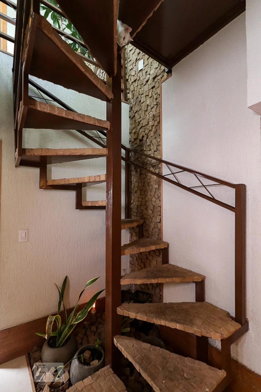 Apartamento mobiliado com 5 quartos e cozinha a gás — photo 6