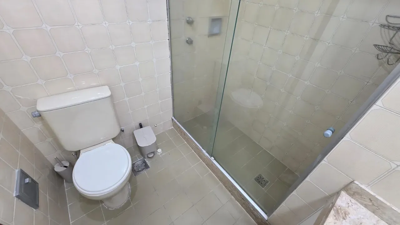 One-bedroom apartment in a building with a sauna — photo 7