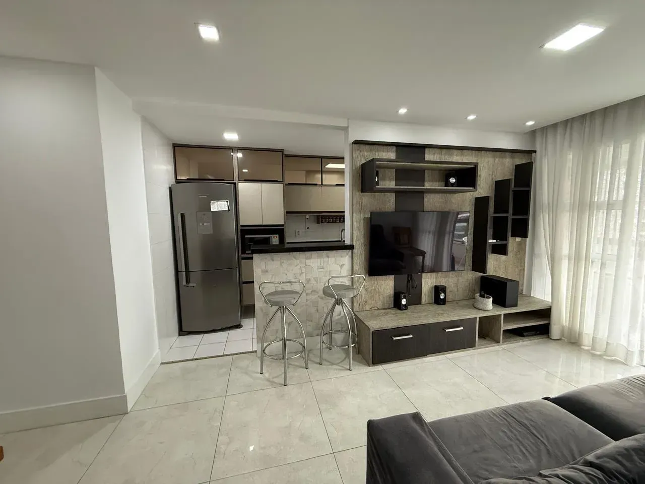 Apartamento mobiliado com 3 quartos e varanda — photo 5