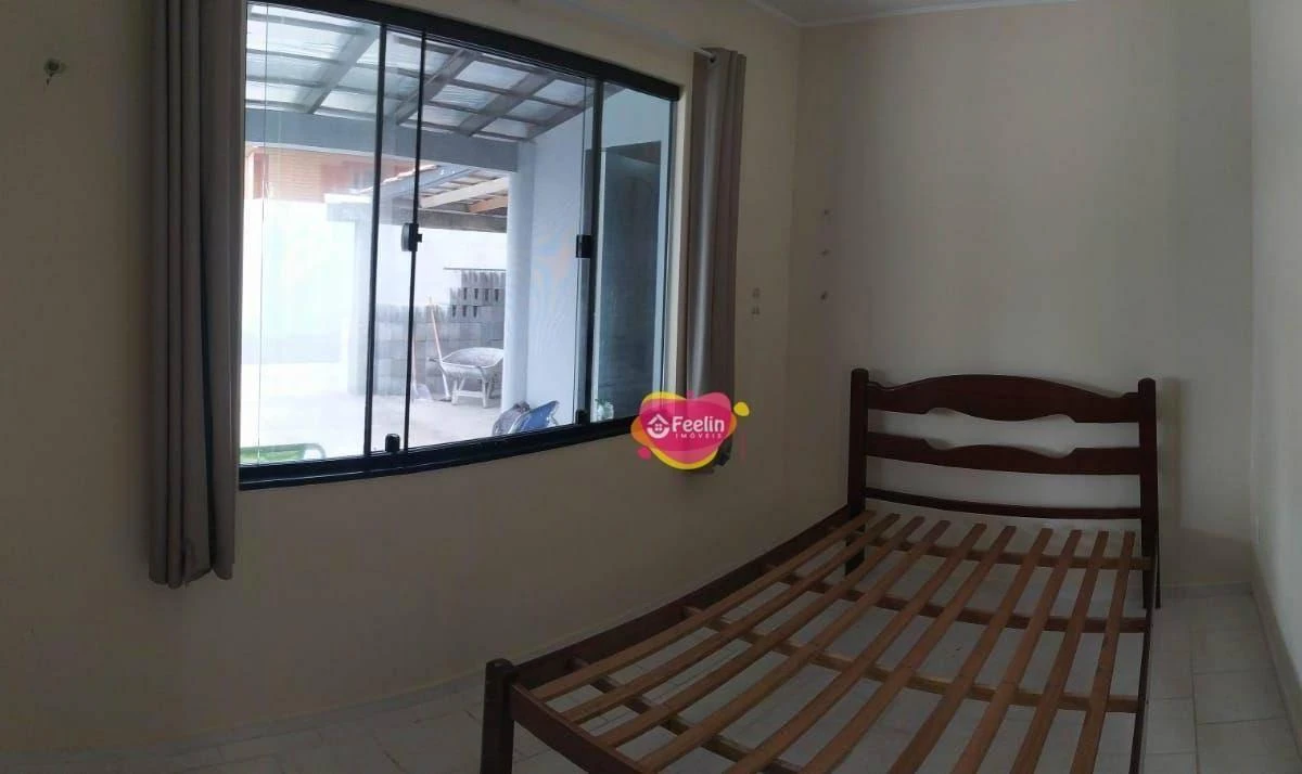 3-bedroom house with a washing machine in Florianópolis — photo 19