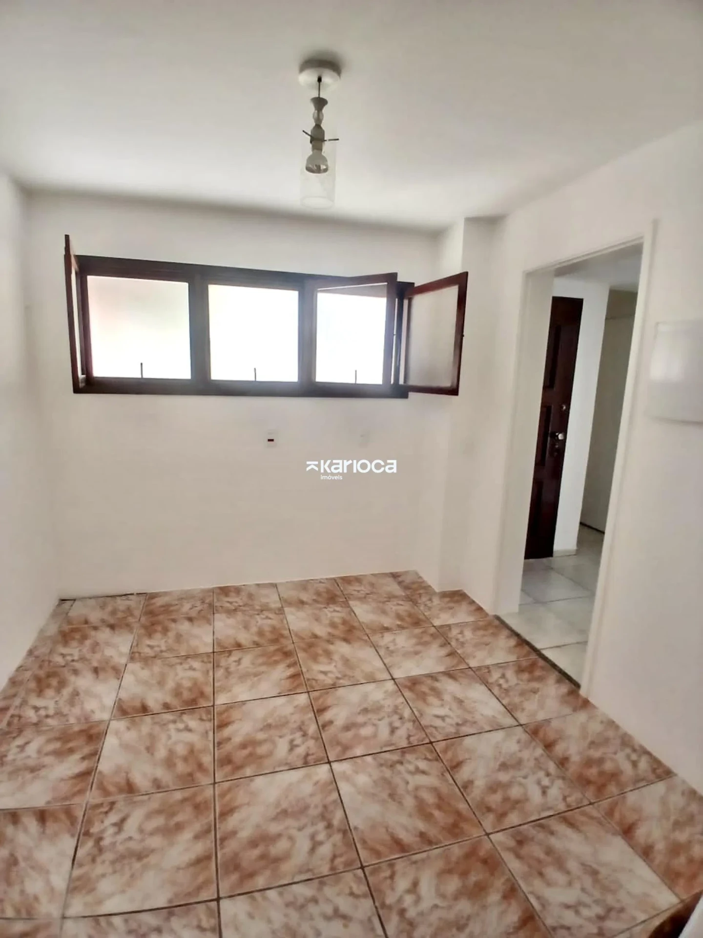 House with 4 bedrooms and private garden BBQ area — photo 15
