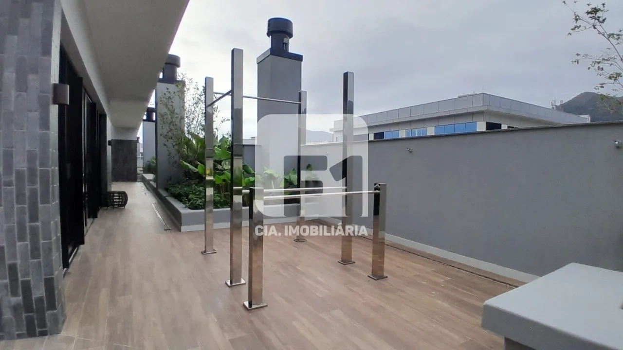 Furnished apartment with 2 en-suite bedrooms — photo 31