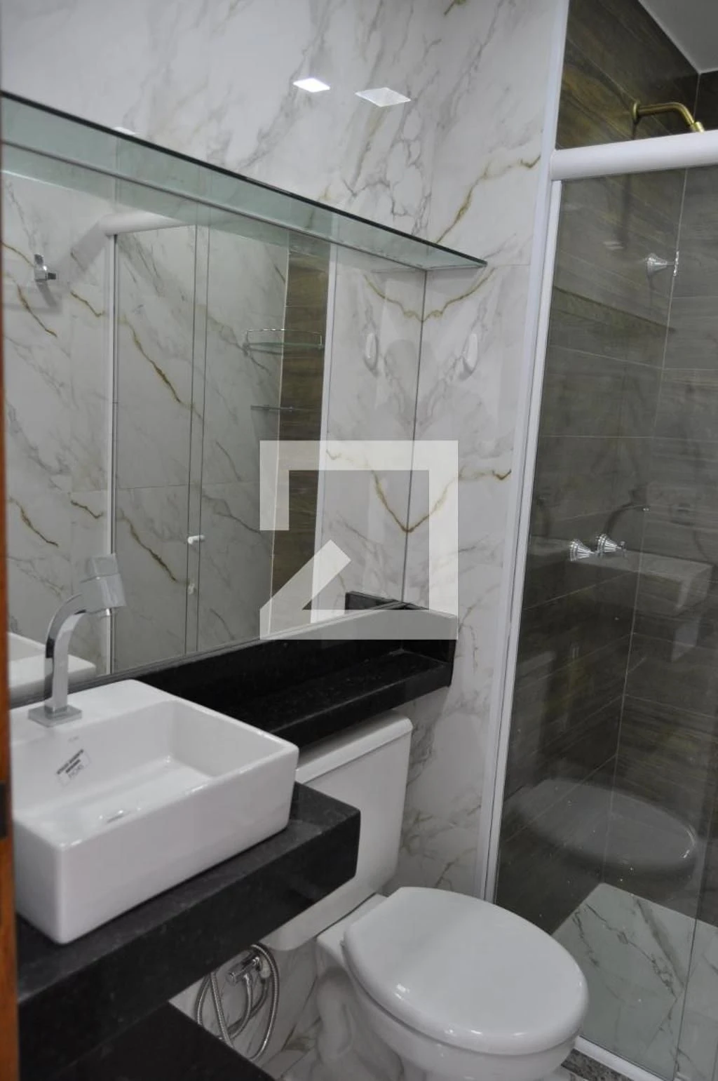 2-bedroom apartment in a building with a sauna — photo 22