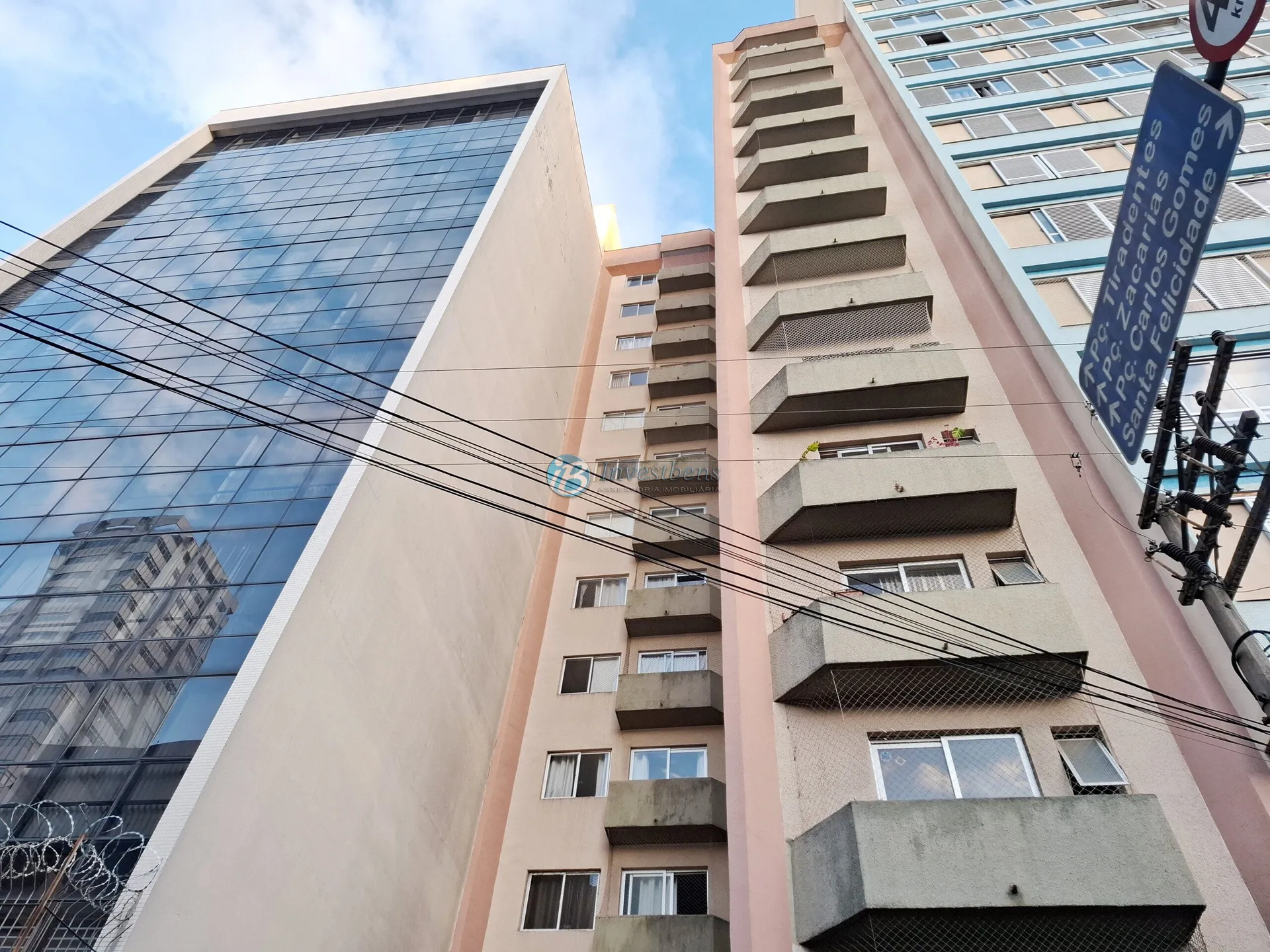 56 m² apartment with balcony and 1 bedroom — photo 2