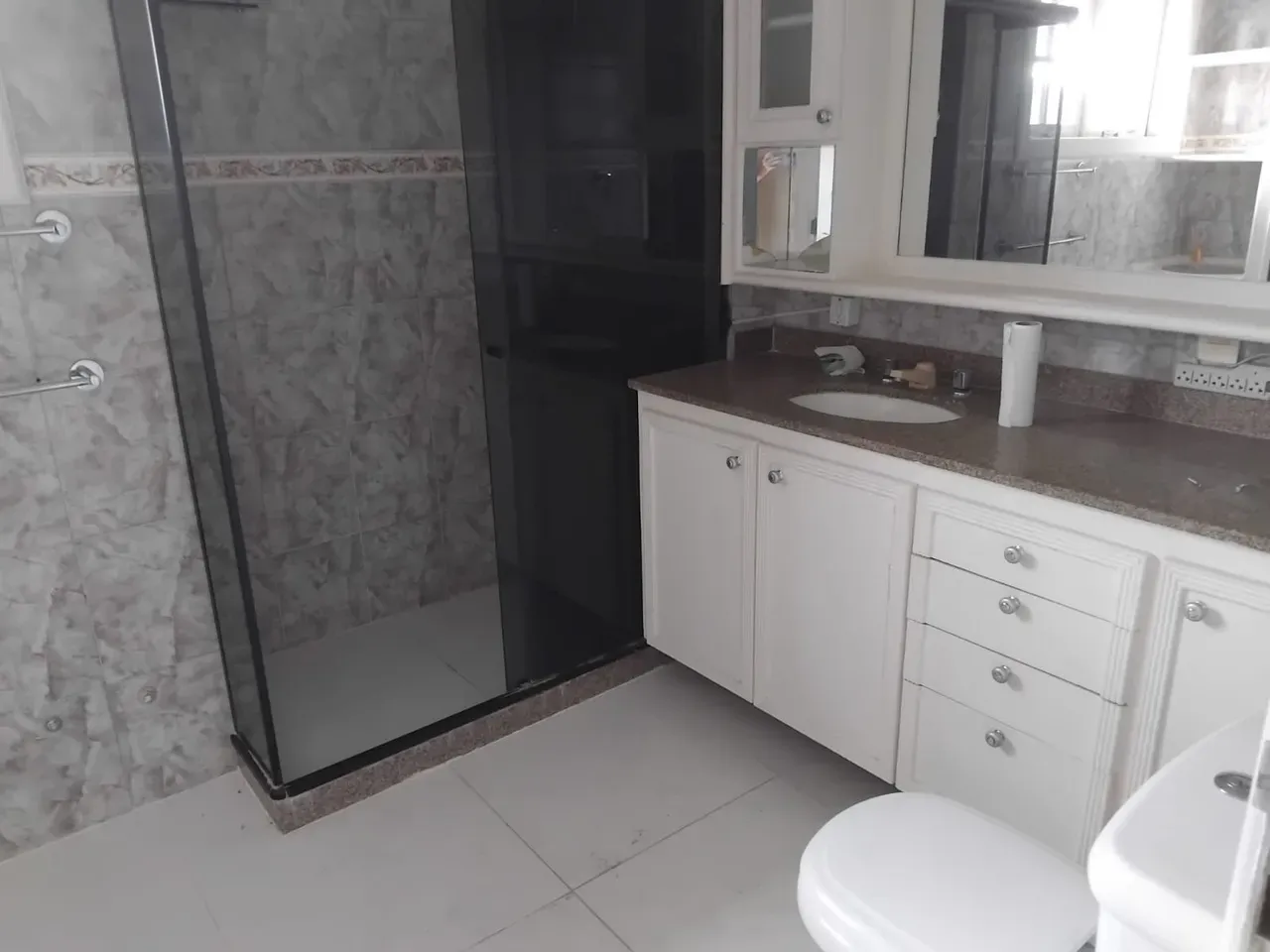 Triplex house with 7 bedrooms and 5 bathrooms — photo 6