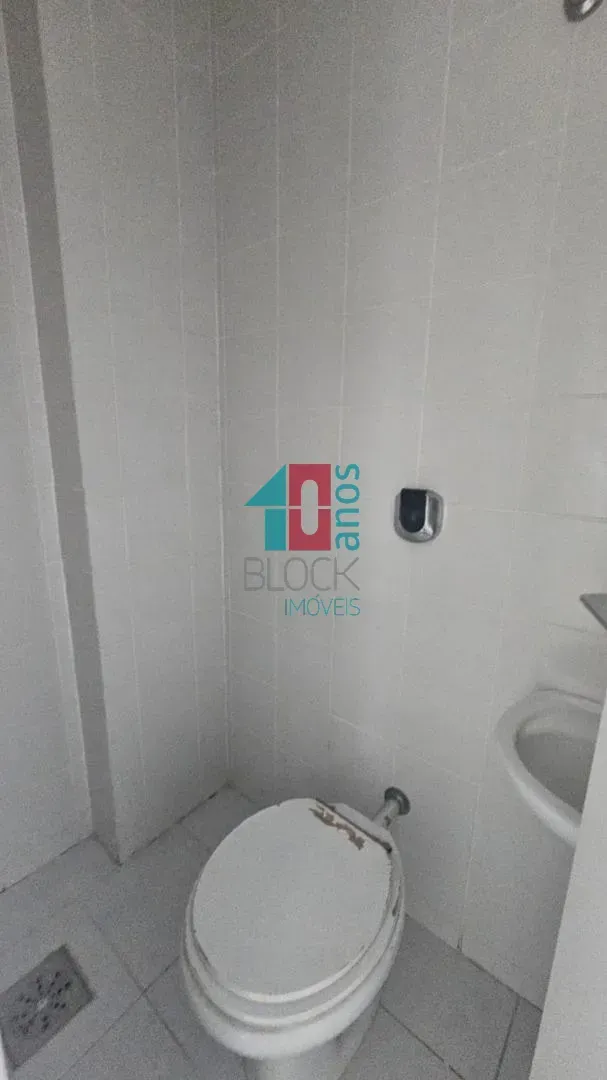 2-bedroom apartment with a home office in Rio de Janeiro — photo 17