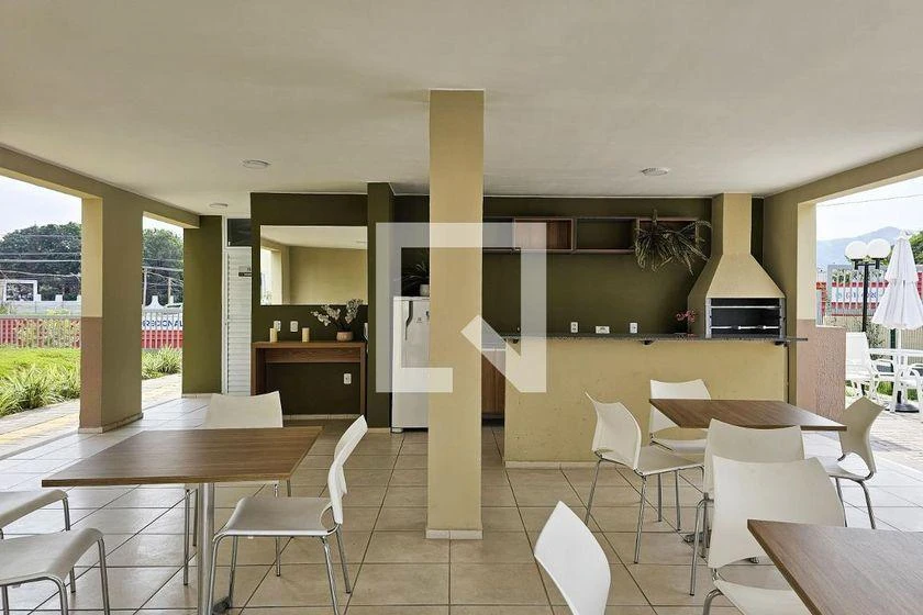 2-bedroom apartment in a building with a gym — photo 40