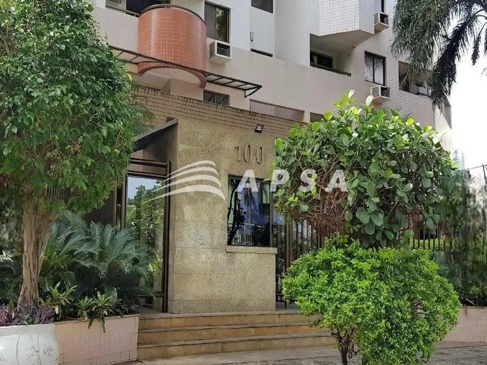 Apartamento de 1 quarto em condomínio com piscina — photo 15