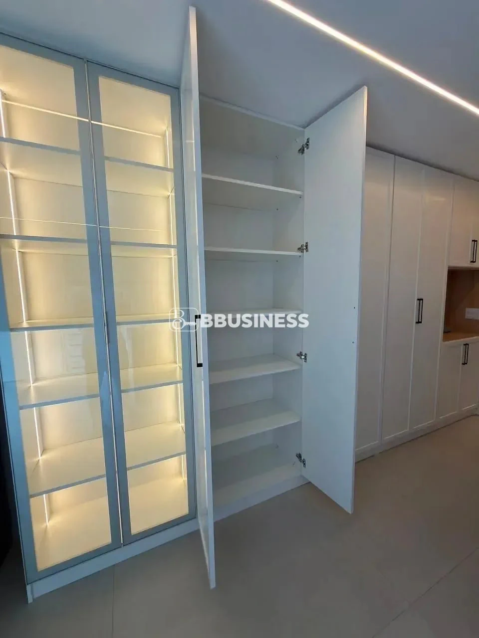 Casa com 3 quartos, 1 suíte e cozinha aberta moderna — photo 9