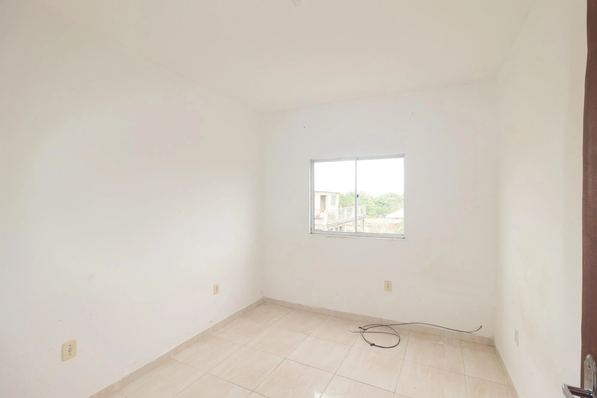Unfurnished 2-bedroom apartment with 1 bathroom and pets — photo 26