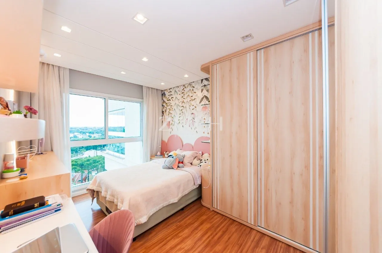 Apartment on the 11th floor with a bathtub — photo 4