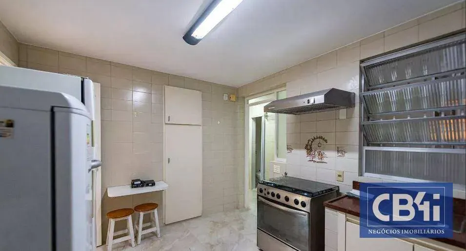 Furnished apartment with 3 bedrooms and 3 bathrooms — photo 3