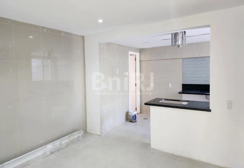 House with 6 bedrooms and 500 m² with 2 parking spaces — photo 32