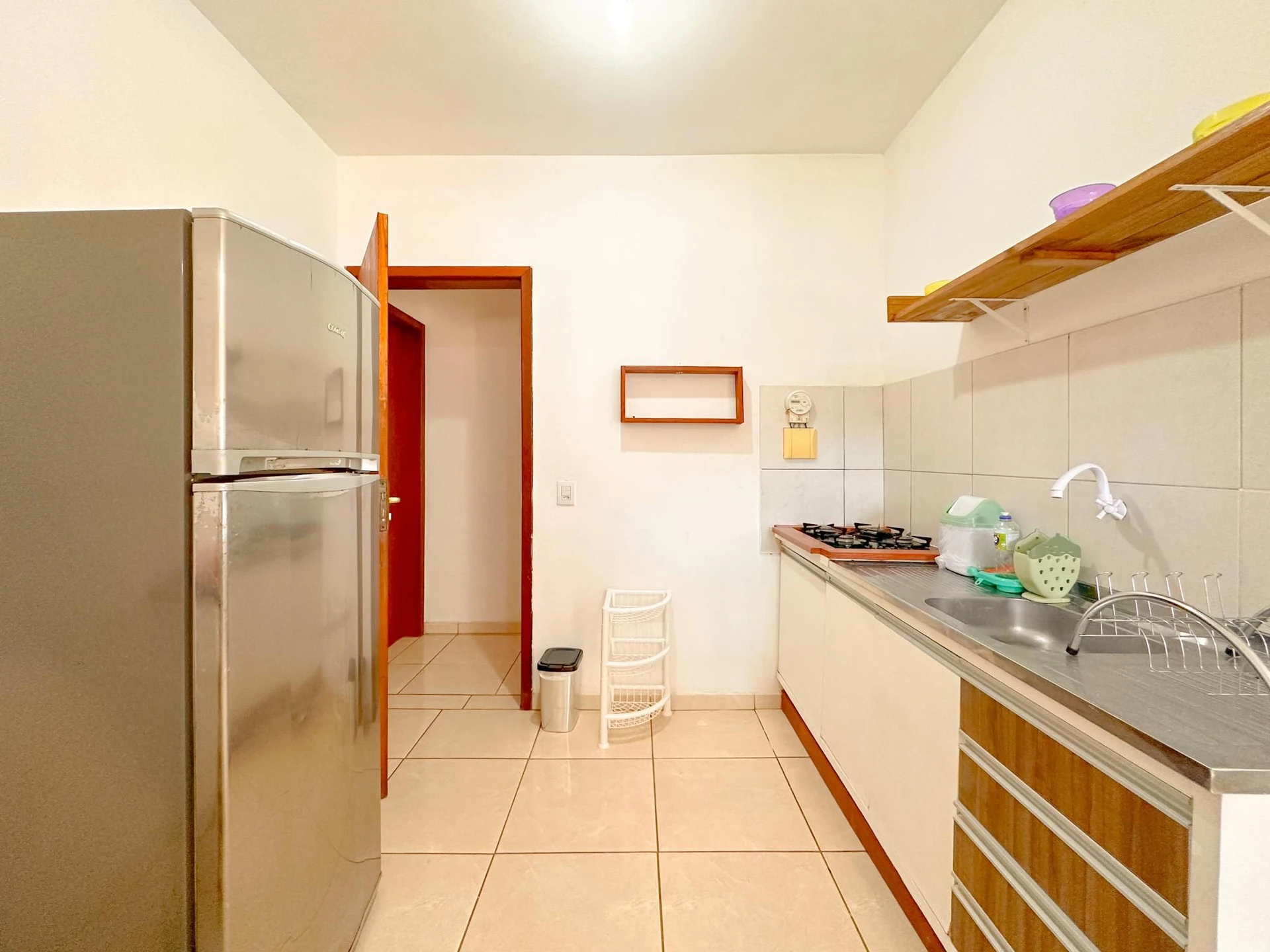 Apartamento amueblado de 1 dormitorio con balcón — photo 17